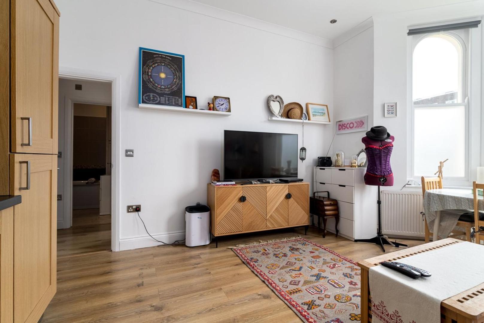Guestready - Charming Retreat In West Green London Værelse billede
